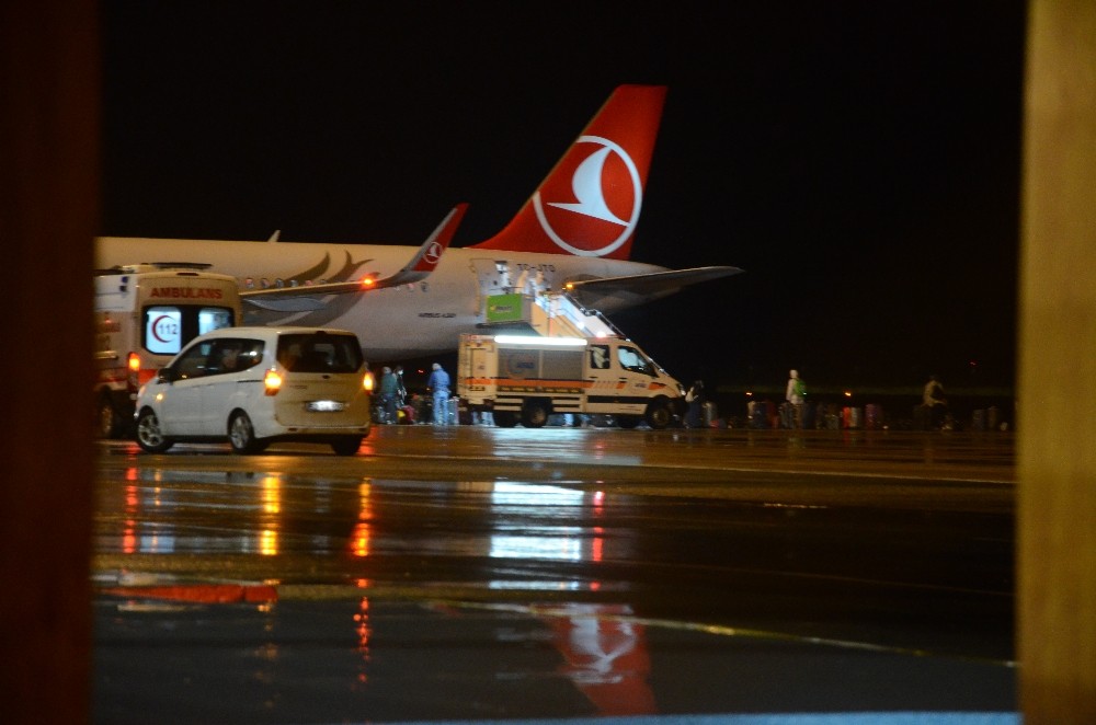 Azerbaycan’da bulunan 181 Türk vatandaşı Ordu’ya getirildi 
