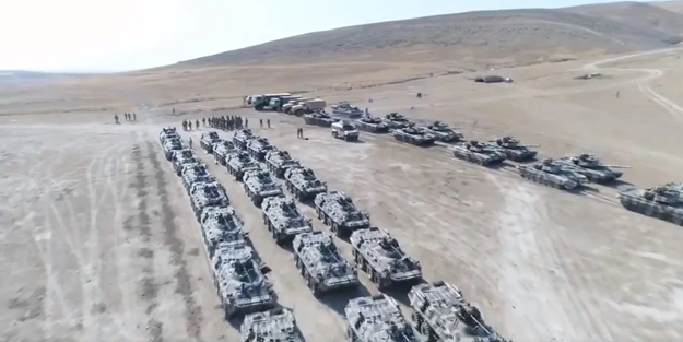 Azerbaycan'da Ermenistan'ı titretecek görüntüler
