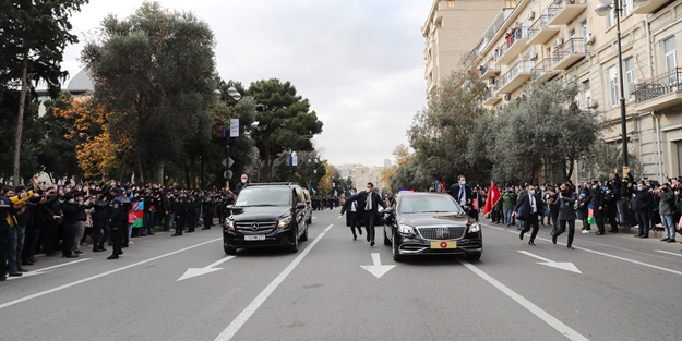 Azerbaycan'da tarihe not düşülecek kareler