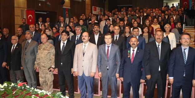 Azerbaycan'ın 100'üncü yılı Iğdır'da kutlandı