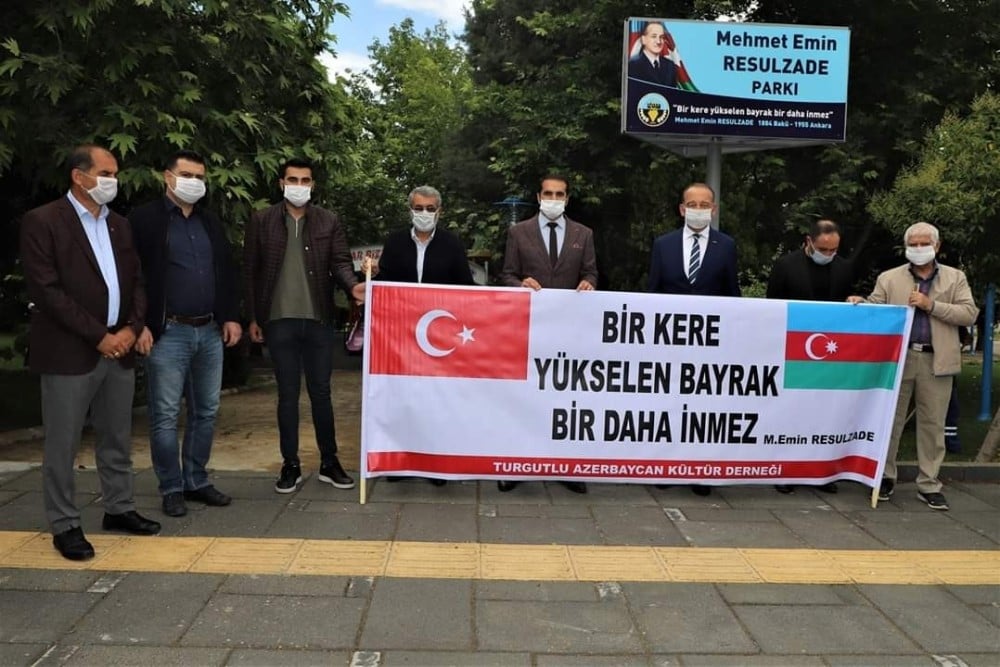 Azerbaycan’ın 102. yaşı Turgutlu’da kutlandı 