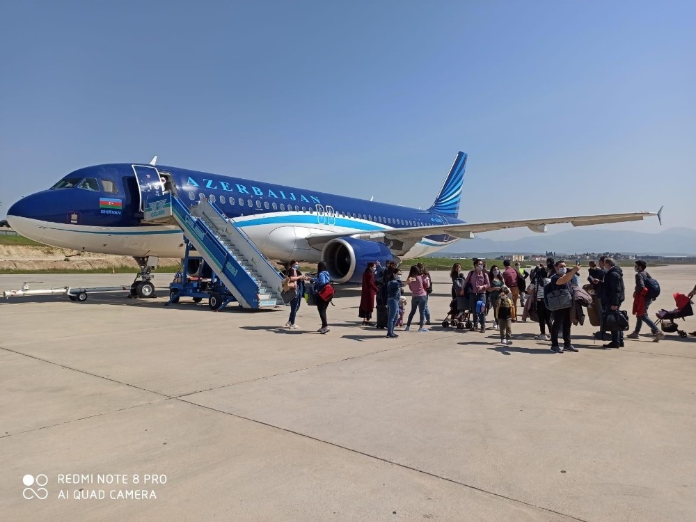 Azerbaycanlı doktorlar EÜ’de korona virüs eğitimi aldı 