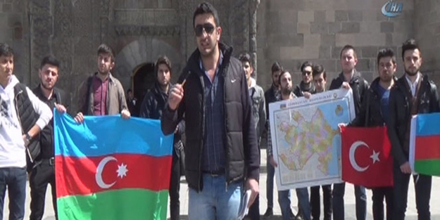 Azerbaycanlı öğrenciler destek istedi