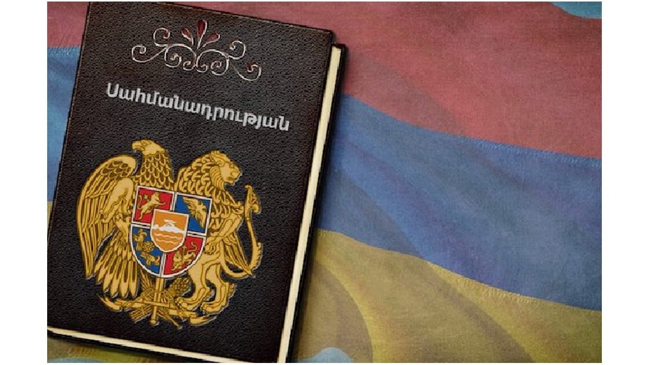 Azerbaycanlı uzmandan Ermenistan uyarısı! Asılsız toprak iddiaları hala anayasalarında!