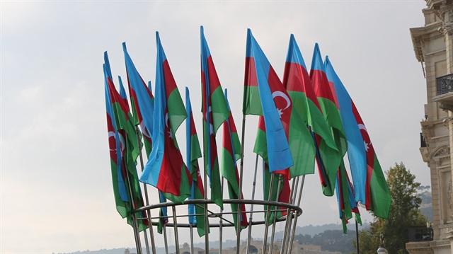 Azeriler'den Türk halkına destek yürüyüşü