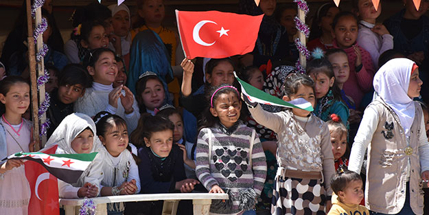 Azez'de 23 Nisan etkinlikleri düzenlendi