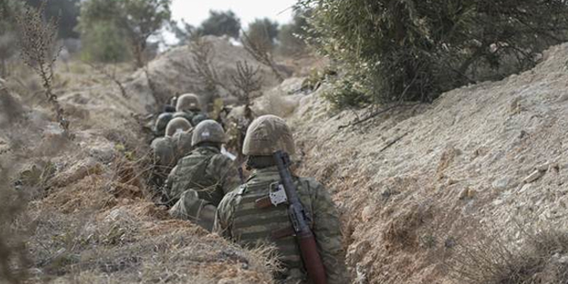 Azez'den ilk fotoğraflar geldi! YPG dağılıyor
