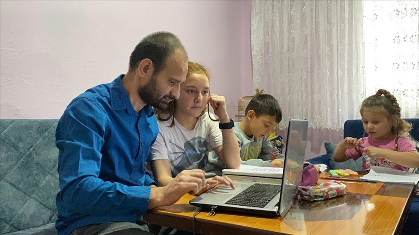 Azim bütün engelleri aşıyor