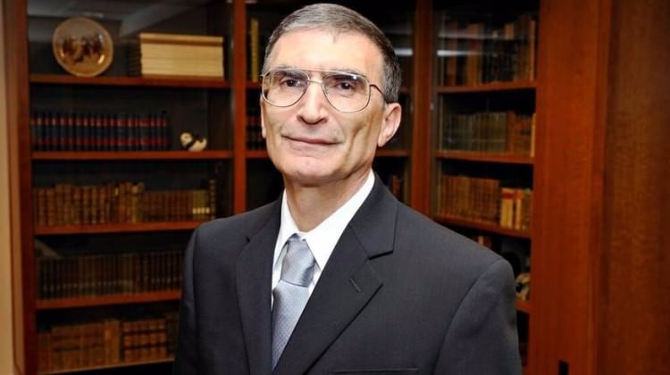 Aziz Sancar: Türk dünyasına borcunuz var - Yeni Akit