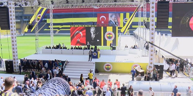 Aziz Yıldırım: Alex'i kimse benim kadar...