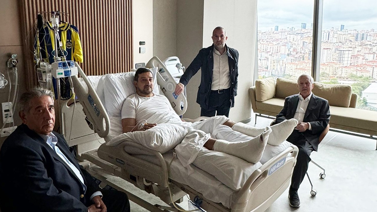 Aziz Yıldırım Serhat Akın'ı ziyaret etti