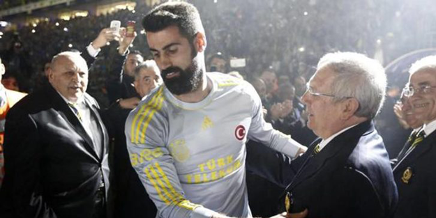 Aziz Yıldırım'dan çarpıcı açıklama: Volkan'a bıçak atıldığında...