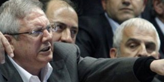 Başakşehir maçı sonrası Aziz Yıldırım çıldırdı!