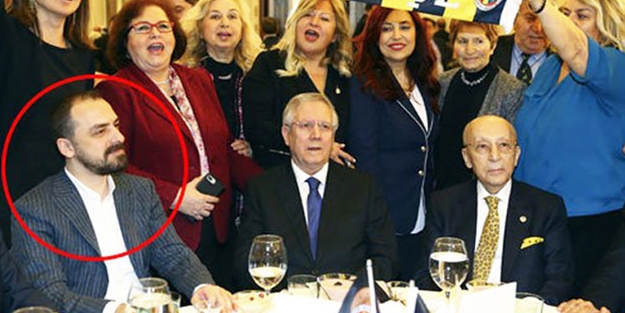Aziz Yıldırım'ın yanında dikkat çeken isim...