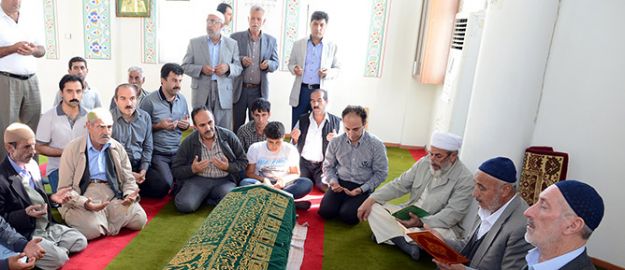 Azize Baydemir Hakk’a yürüdü