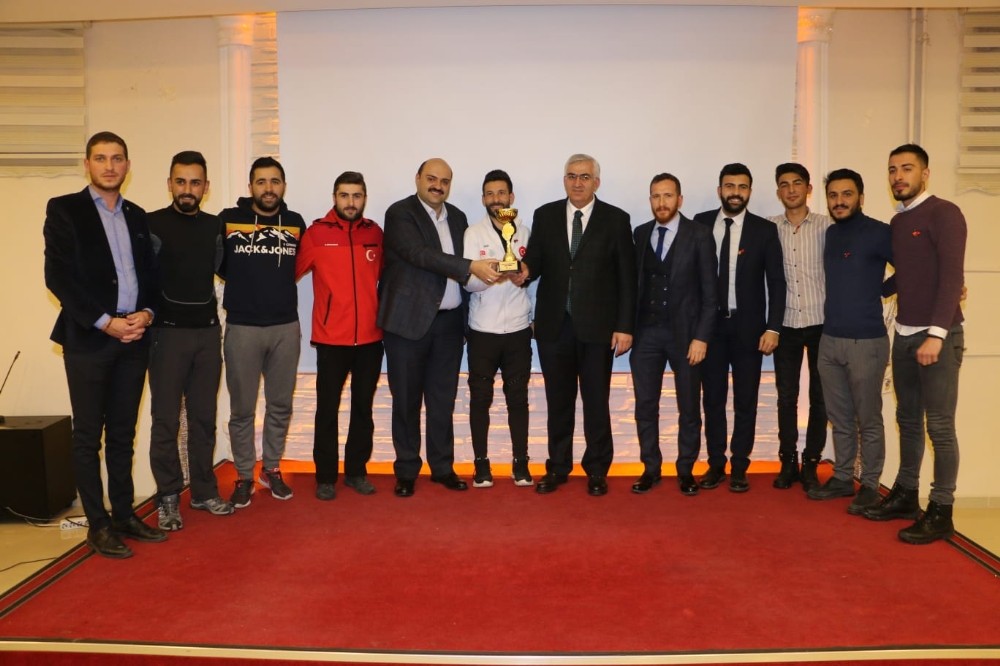 Aziziye futbol turnuvası sona erdi 