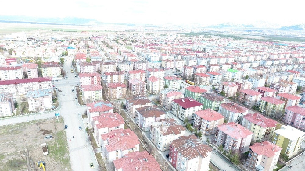 Aziziye’nin cazibesi sürüyor 