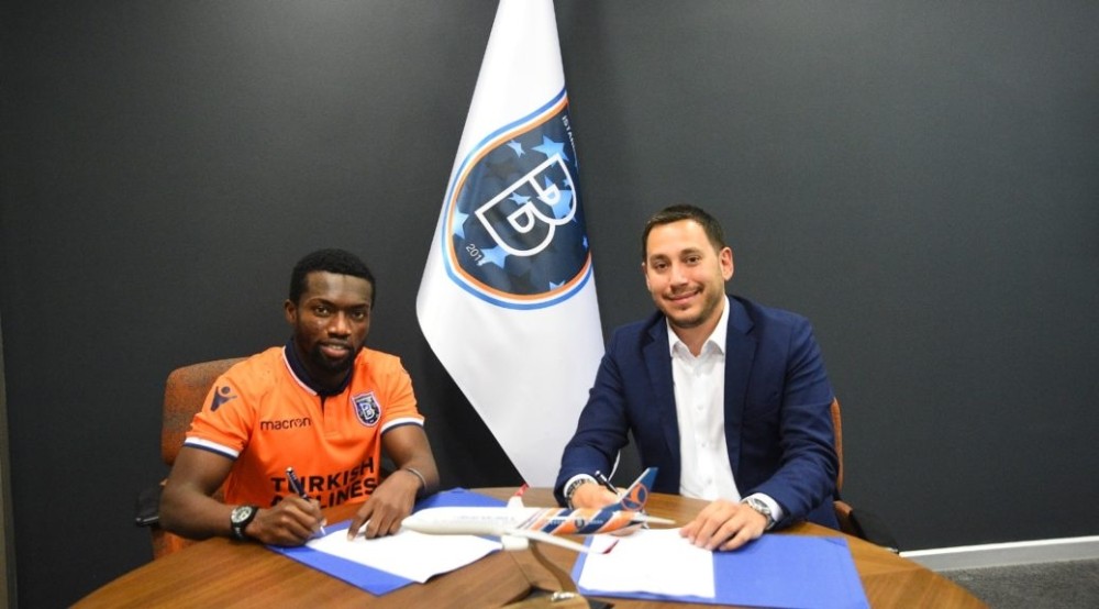 Azubuike resmen Başakşehir’de 