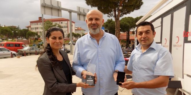 25 yılda 55 kez kan veren bağışçı ödüllendirildi