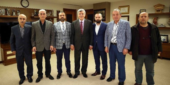 Başkan Karaosmanoğlu, Derinceli esnaflara teşekkür etti