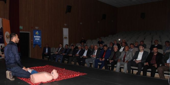 İpekyolu belediyesinden muhtarlara ilk yardım eğitimi
