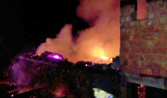 Yangında 16 bin lirası kül oldu