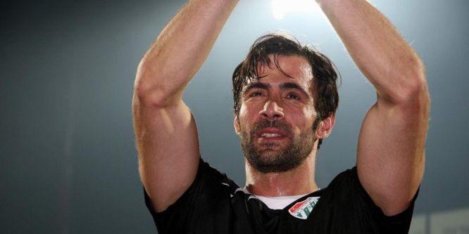 Bursaspor’un eski kaptanından destek mesajı