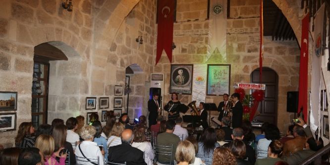 Klasik, jazz, pop, türkü aynı sahnede