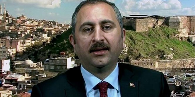 AK Partili Gül’den 23 Nisan kutlaması