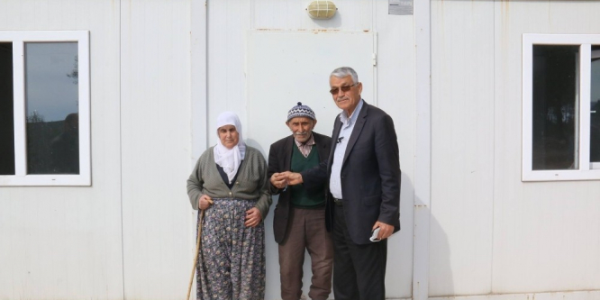 Hüseyin dede çadırda yaşamaktan kurtuldu