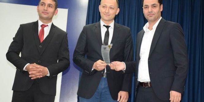 Kozluk’ta başarılı öğretmenlere ödül verildi