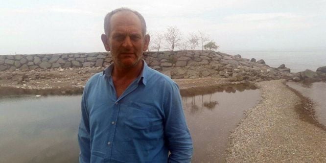 Rize’de balıkçı barınağı girişi kapandı