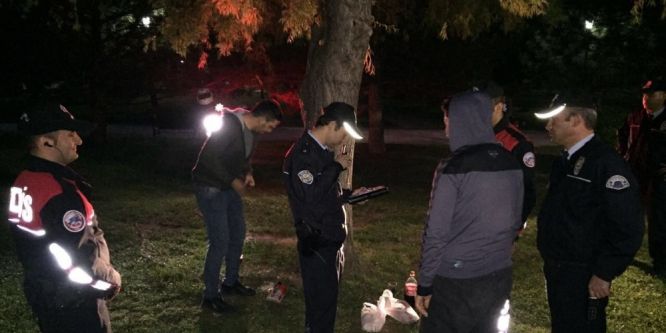 Eskişehir polisinden araç ve şahıs kontrolleri
