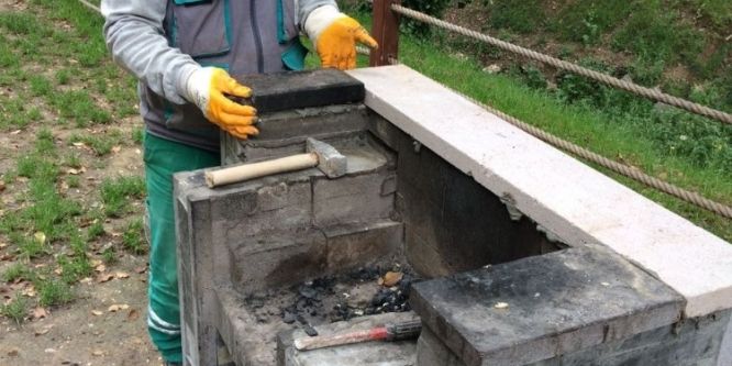 Parklarda bakım onarım yapılıyor