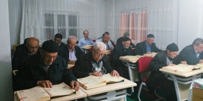 Kur’an-ı Kerim’i öğrenmenin yaşı yok