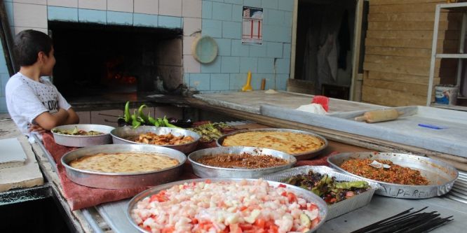 Kasap ve fırınlarda Ramazan yoğunluğu