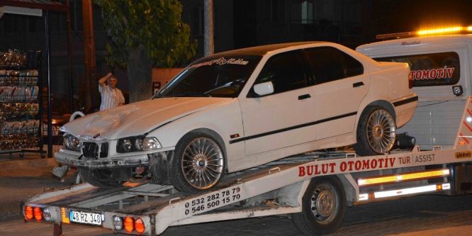 Ortaca’da otomobille motosiklet çarpıştı; 2 yaralı