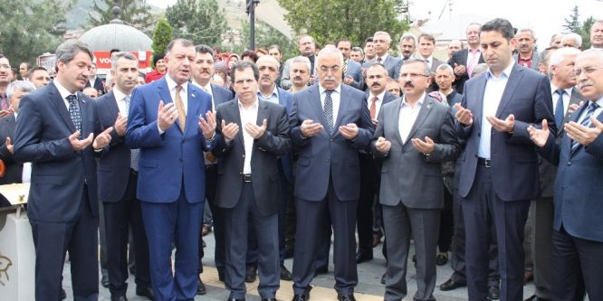 Tokat’tan El-bab’a 3 TIR eğitim yardımı