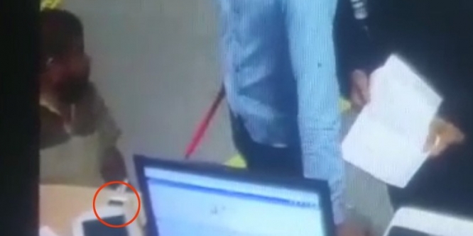 Acil serviste hastanın cep telefonu çalındı