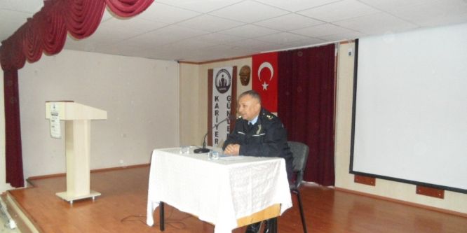 Bozüyük’te öğrencilere polislik mesleği tanıtıldı