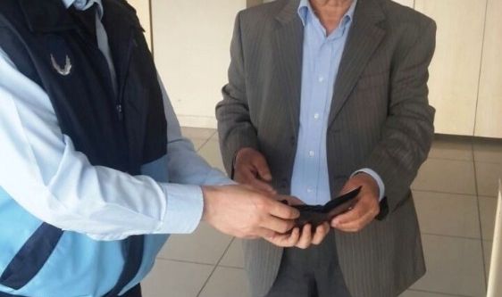 İzmit Zabıtasına kayıp cüzdan teşekkürü