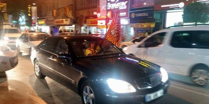 Evkur Yeni Malatyaspor taraftarı sokağa döküldü