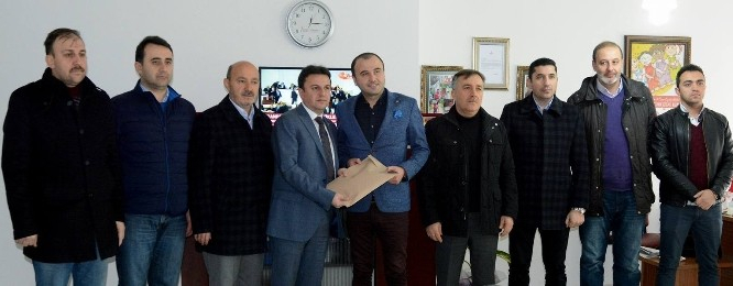 Fatsa AK Parti’den Halep’e 15 bin TL yardım