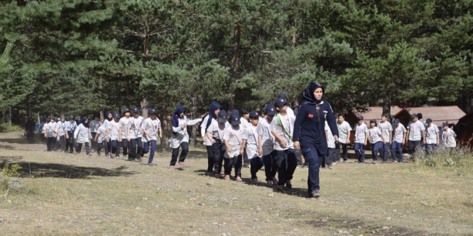 İzciler Aladağ’da kamp kurdu