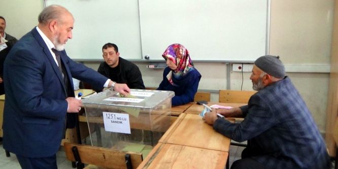 Kütahyalılar sandığa koştu