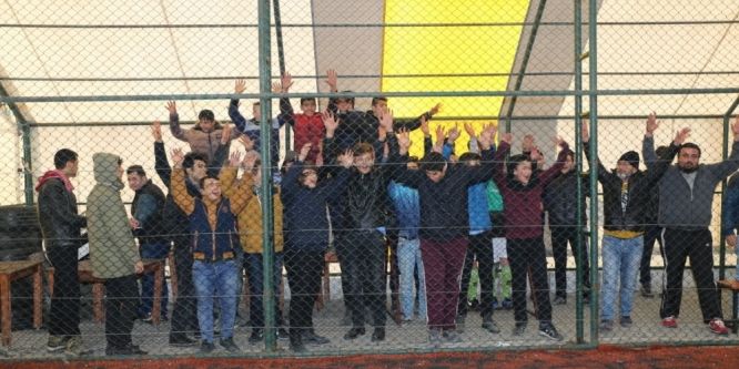 Burhaniye Şarköy çeyrek finalde