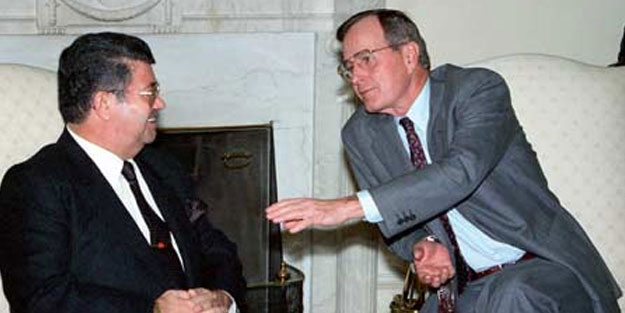 Baba Bush'tan Özal'a: Musul hakkınızdır alın