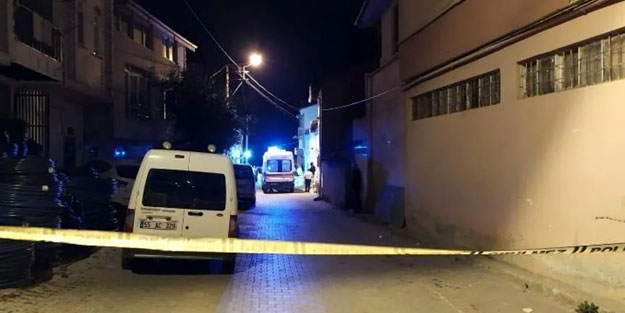 Baba-oğul sünnet düğününde silahla dehşet saçtı