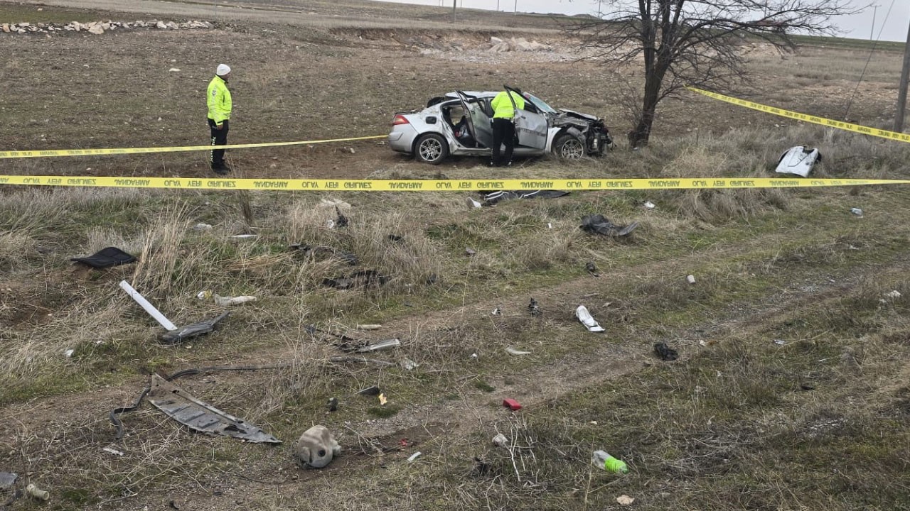 Baba öldü, anne ve 4 çocuk yaralandı! Bayram yolunda acı kaza
