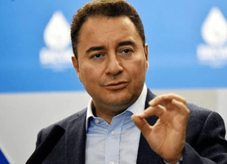 Babacan yine babalandı